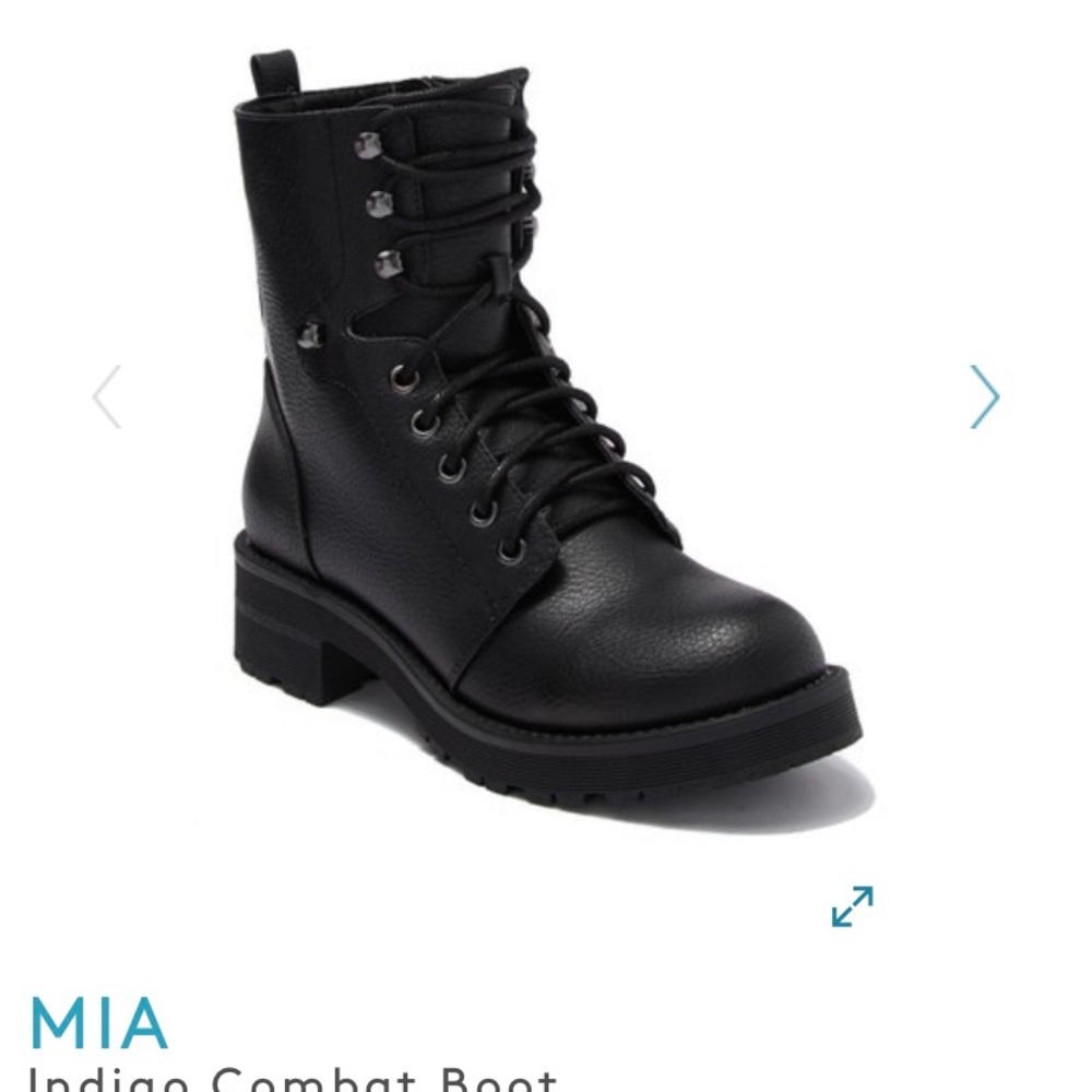 Cute MIA “indigo” Combat boots size 7.5 wo…